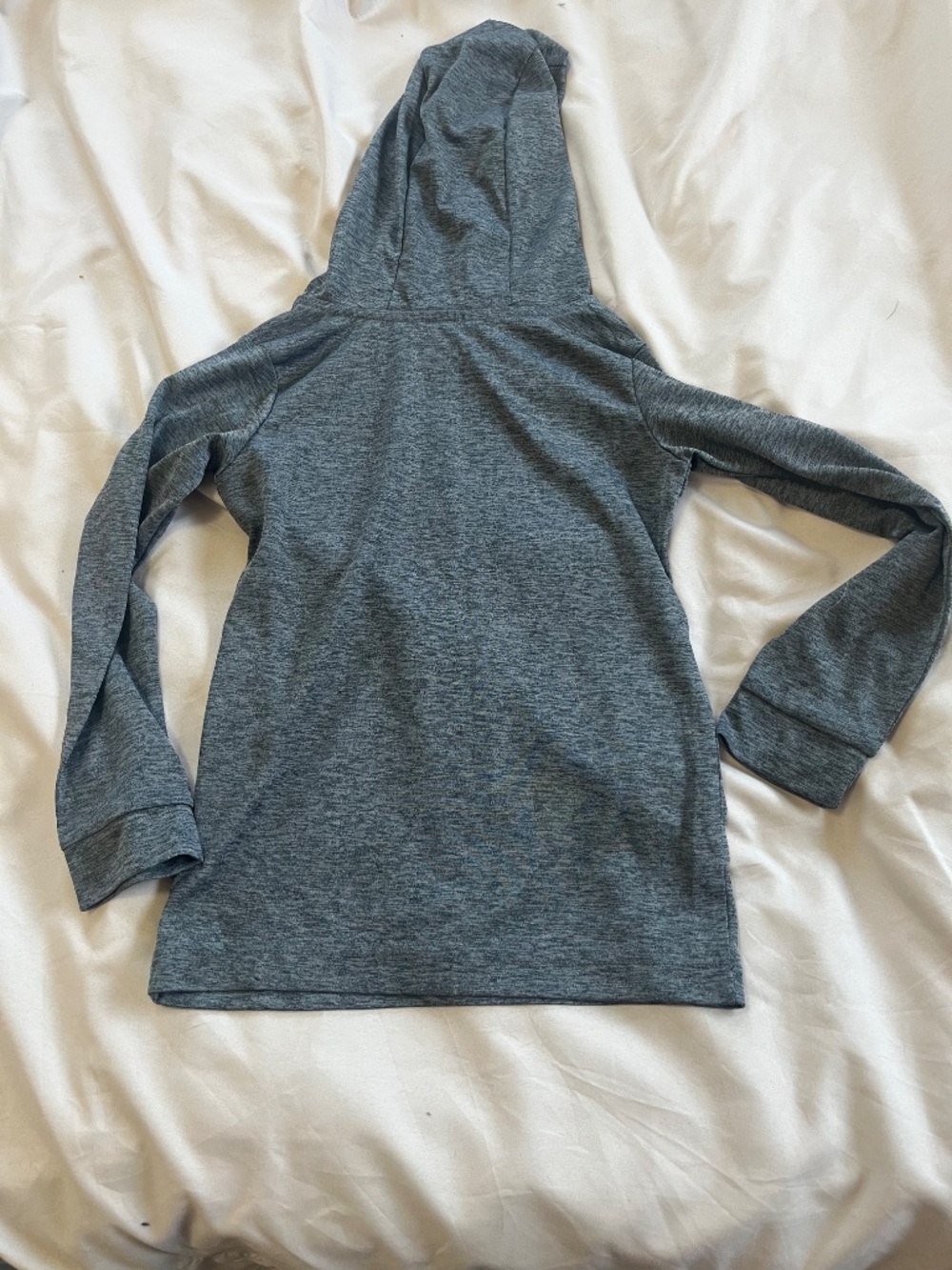Kids Nike dri fit lightweight hoodie - Picture 2 of 3